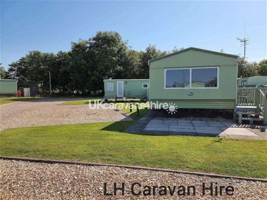 Herons Mead Caravan Park, Ref 15736