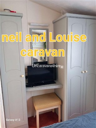 Happy Days Caravan Park, Ref 15806