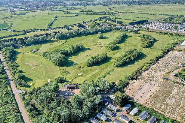 Pevensey Bay Holiday Park, Ref 15814