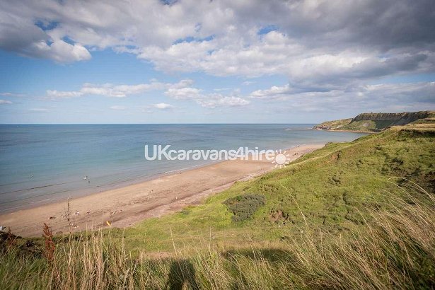 Cayton Bay Caravan Park, Ref 15857