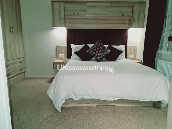 Blue Dolphin Holiday Park, Ref 15877