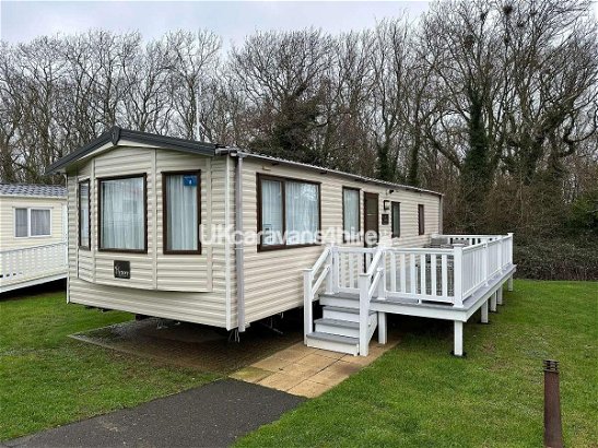 Whitecliff Bay Holiday Park, Ref 15952