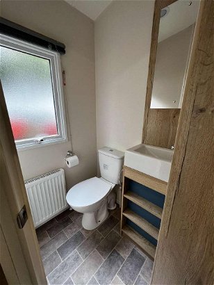 Aberdunant Hall Holiday Park, Ref 15999