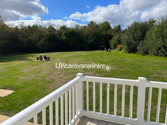Hopton Holiday Village, Ref 16076