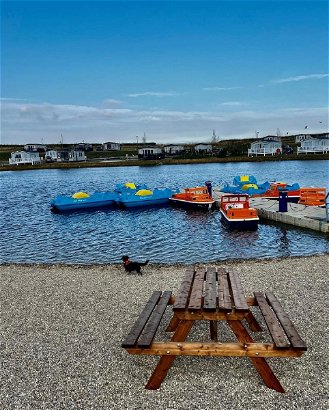 Thornwick Bay Holiday Village, Ref 16127