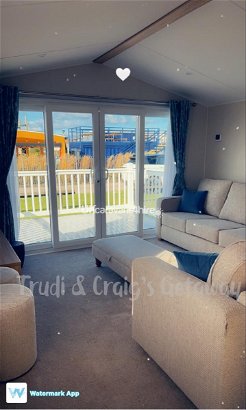 Cayton Bay Caravan Park, Ref 16179
