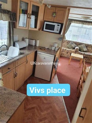 Happy Days Caravan Park, Ref 16303