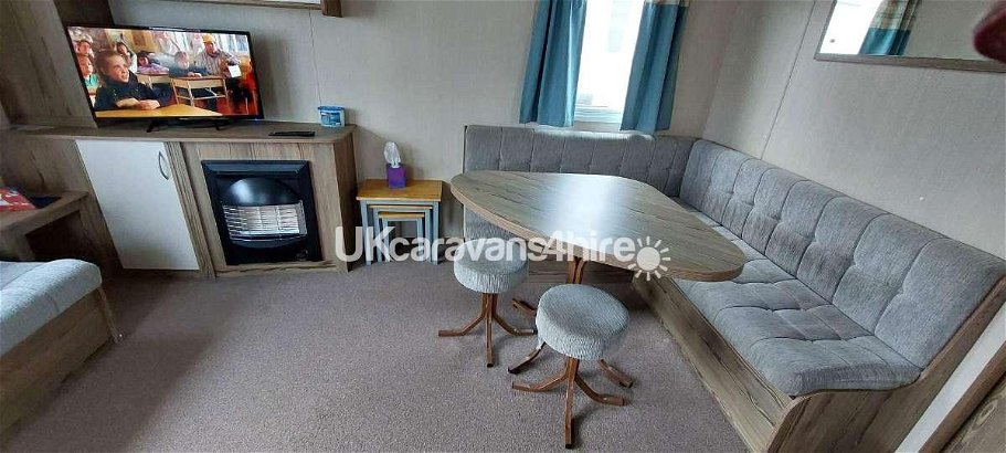 Marton Mere Holiday Village, Ref 16424