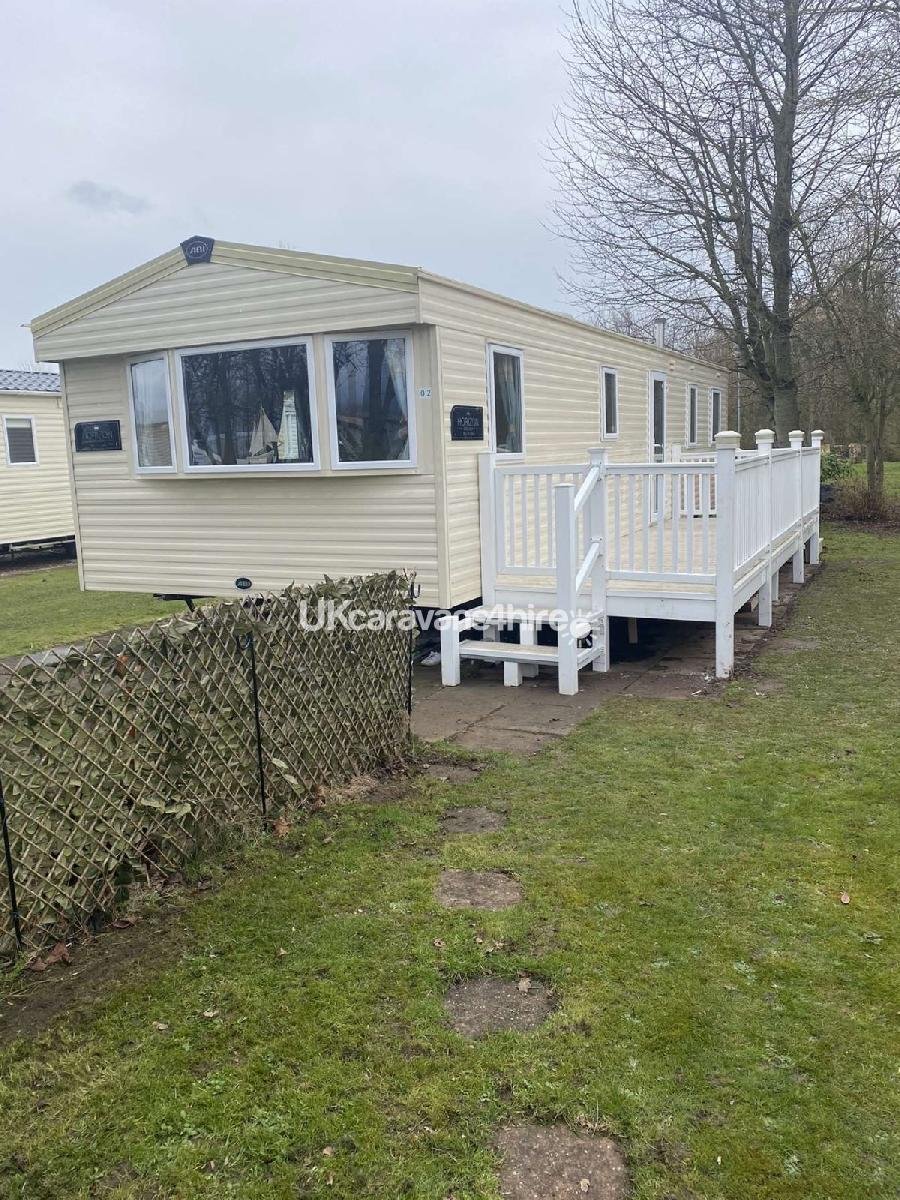 Pet Friendly, 8 Berth Static Caravan For Hire At Thorpe Park, Cleethorpes