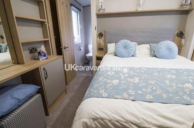Weeley Bridge Holiday Park, Ref 16798