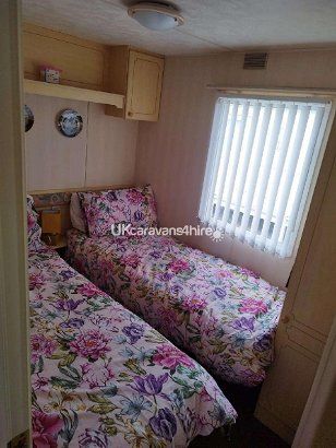 Happy Days Caravan Park, Ref 16827