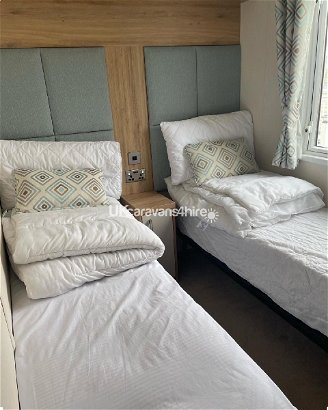 Quay West Holiday Park, Ref 16905