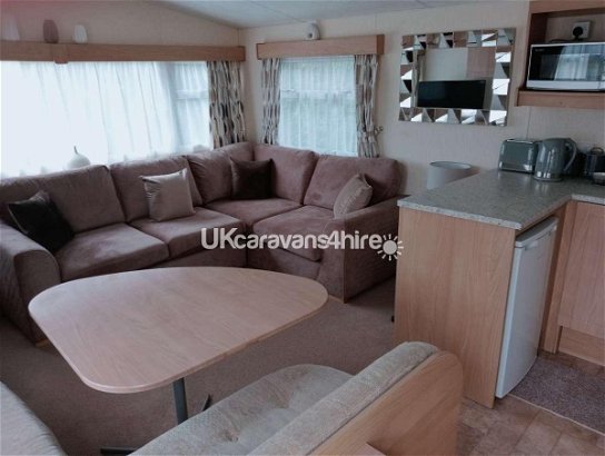 Cross Park Holiday Village, Ref 17002