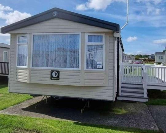 ref 17019, Lizard Point Holiday Park, Helston, Cornwall