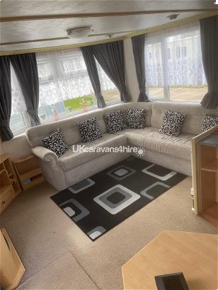 Happy Days Holiday Homes, Ref 17061