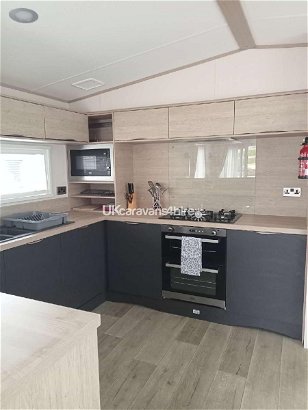 Pentire Costal Holiday Park, Ref 17170