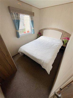 Marton Mere Holiday Village, Ref 17189