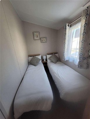 Coastfield Holiday Village, Ref 17341