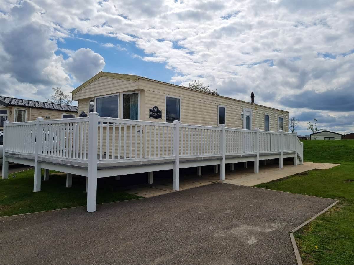 Tattershall Lakes Holiday Park | UKCaravans4Hire