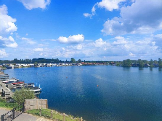 Tattershall Lakes Country Park, Ref 17518