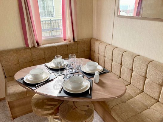 Thornwick Bay Holiday Village, Ref 17576