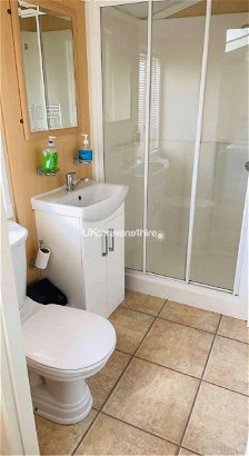 Cayton Bay Caravan Park, Ref 17608