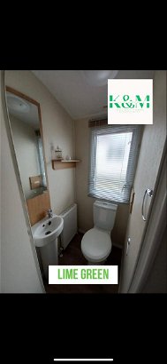 Marton Mere Holiday Village, Ref 17934