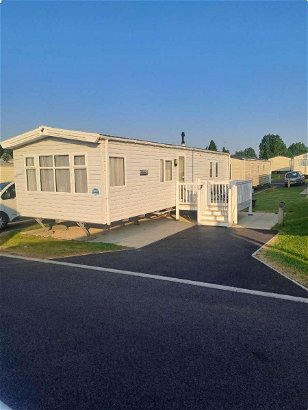 Marton Mere Holiday Village, Ref 17967