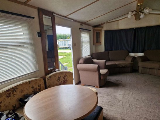 Riverside Caravan Centre, Ref 18000