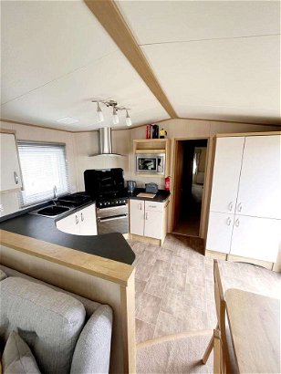 Broadland Sands, Ref 18153