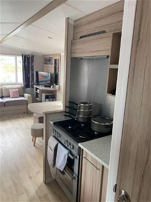 Sunnysands Caravan Park, Ref 18189