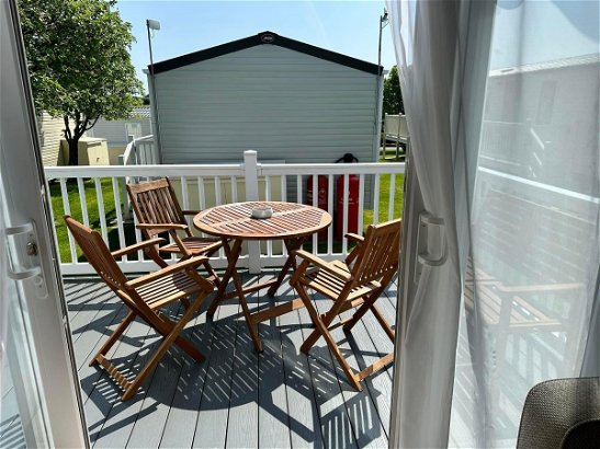 Cayton Bay Caravan Park, Ref 18471