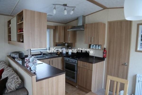 Barmouth Bay Holiday Village, Ref 2227