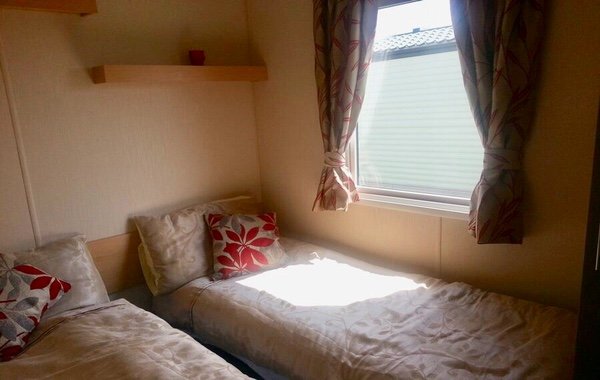 Kingfisher Caravan Park, Ref 3415