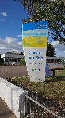 Caister Holiday Park, Ref 3665