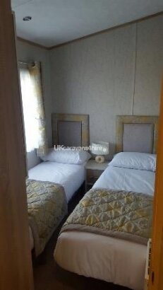 Devon Hills Holiday Park, Ref 4904