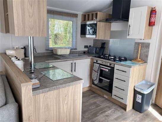 Trevella Park, Ref 4917