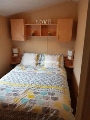Oakcliff Holiday Park, Ref 5683