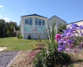 ref 599, 7 Bays Park, Padstow, Cornwall