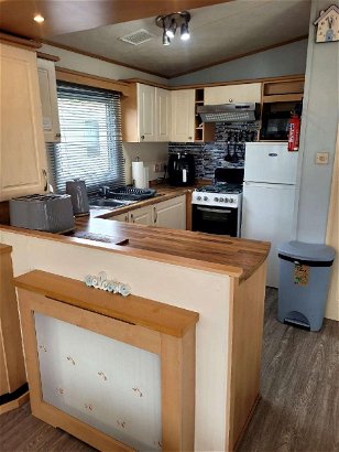 Lyons Winkups and Primrose, Ref 5993