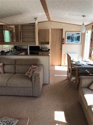 Looe Bay Holiday Park, Ref 6152