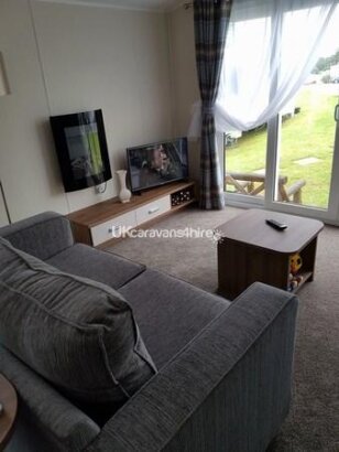 Looe Bay Holiday Park, Ref 6341