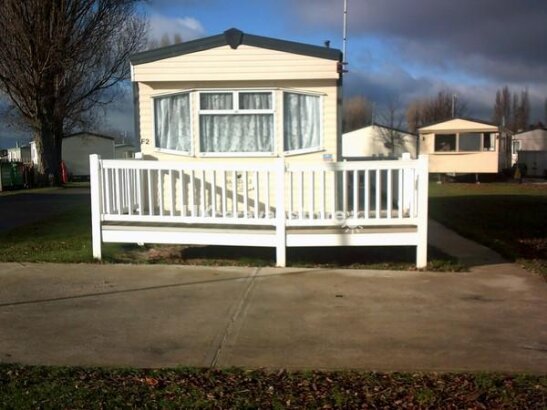 Coopers Beach Holiday Park, Ref 6404