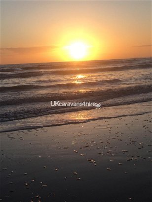Sunnysands Caravan Park, Ref 6465