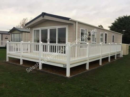 Seashore Holiday Park, Ref 6948