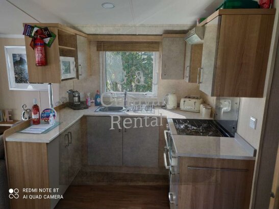 Marton Mere Holiday Village, Ref 7792