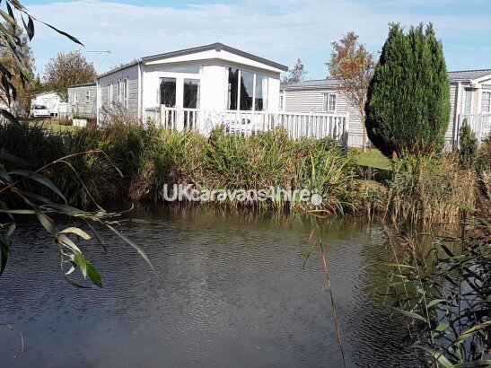 Manor Park Holiday Village, Ref 8169