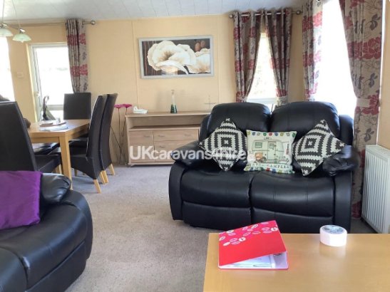 Manor Park Holiday Village, Ref 8252