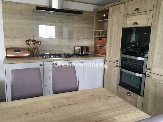 Seashore Holiday Park, Ref 8286