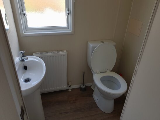 Manor Park Holiday Village, Ref 8589